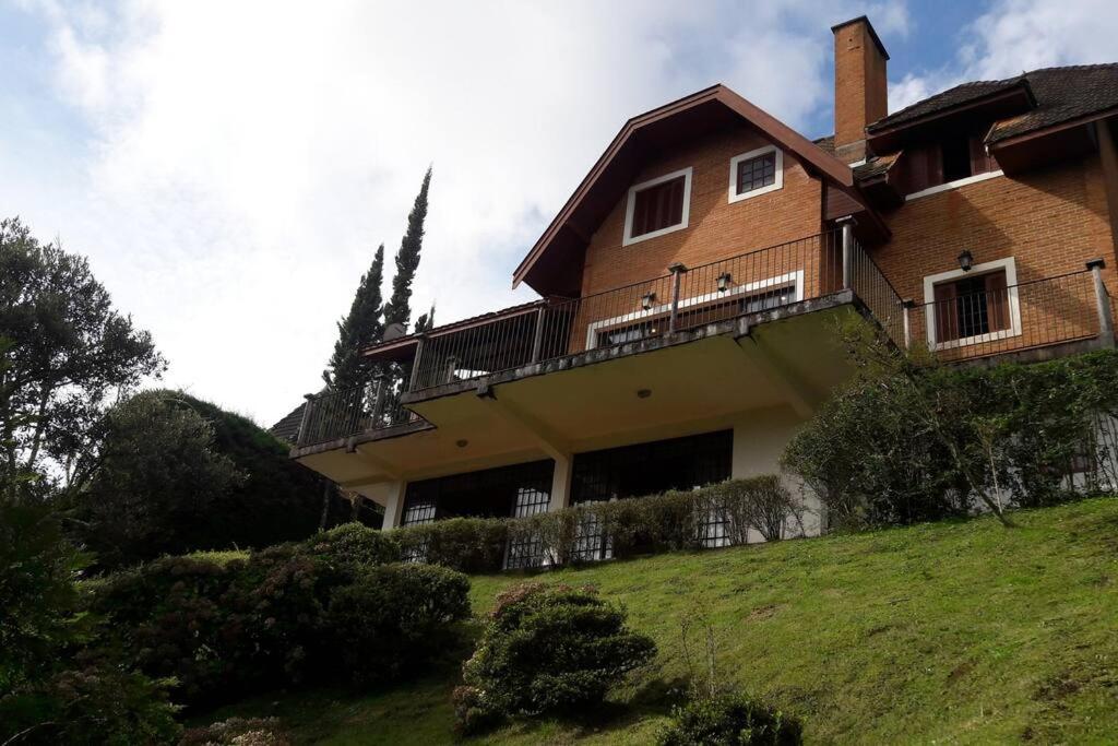 Casa E Vista Privilegiadas No Alto Do Capivari Campos do Jordão Extérieur photo